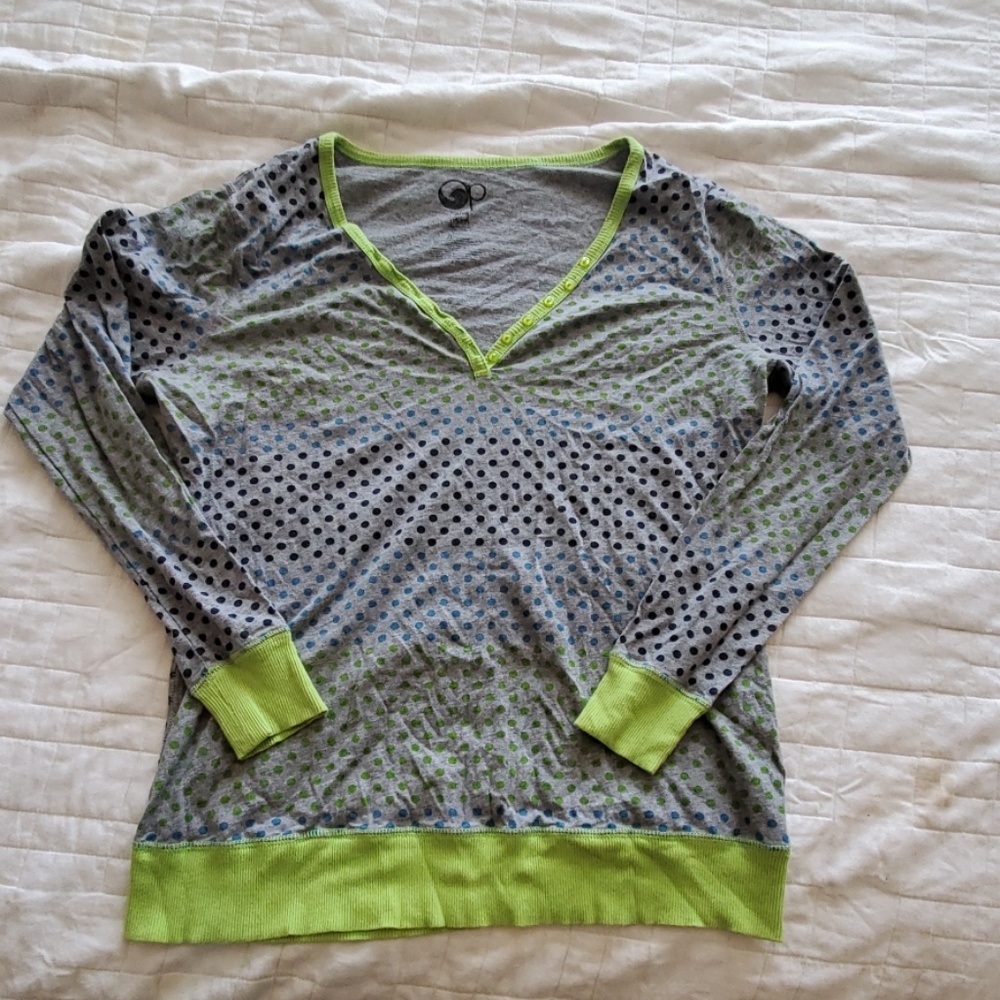 Long sleeve tee